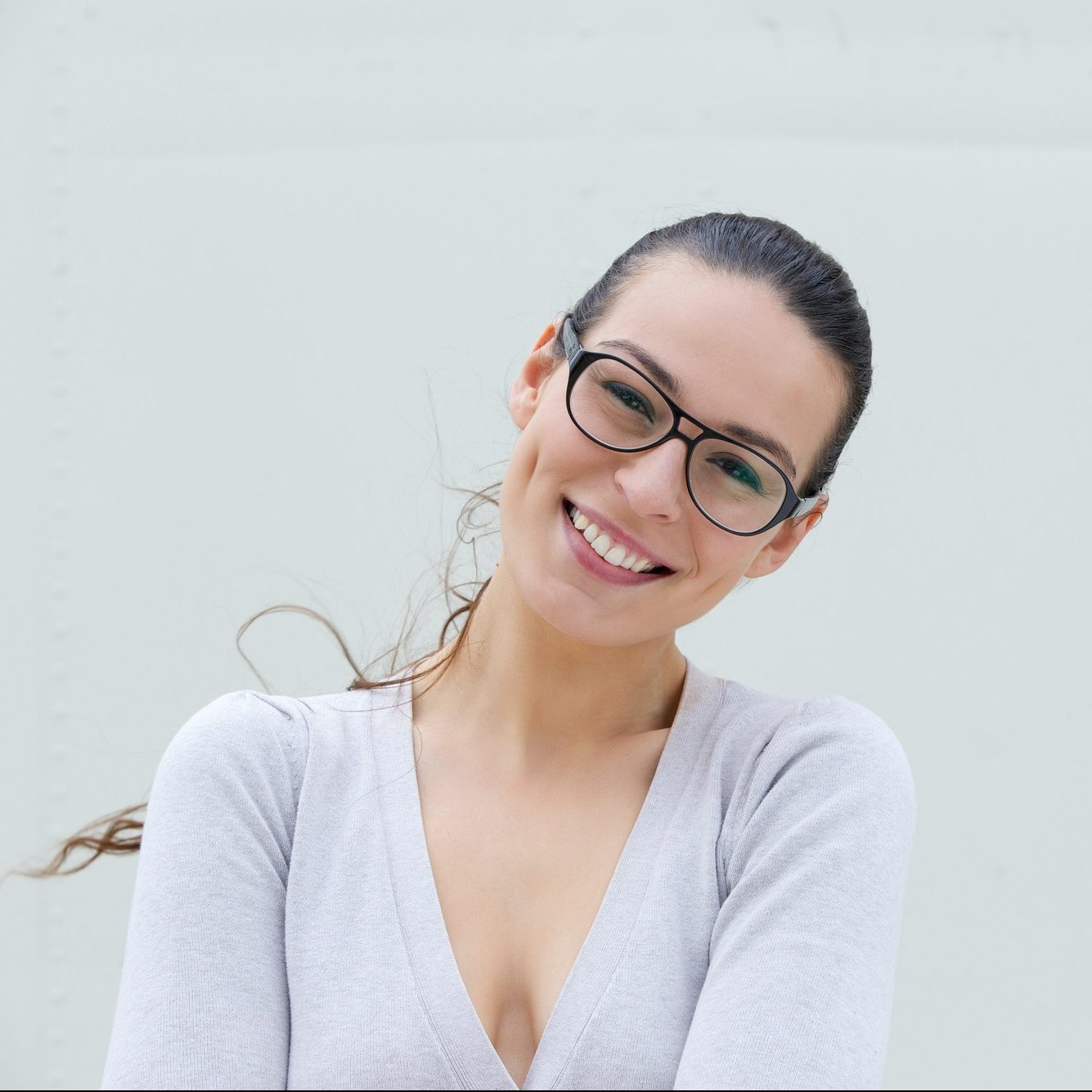 attractive young woman smiling with glasses e1612949530859 construction service,econstruct,econstruct consultancy