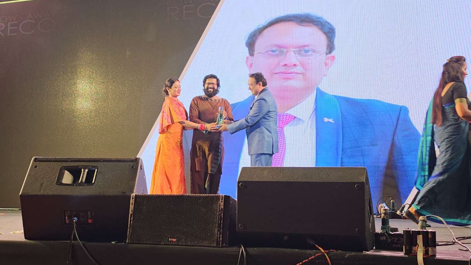 best-award-construction-builders&design3